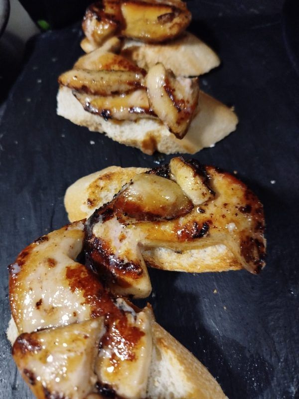 Tosta de foie fresco a la plancha